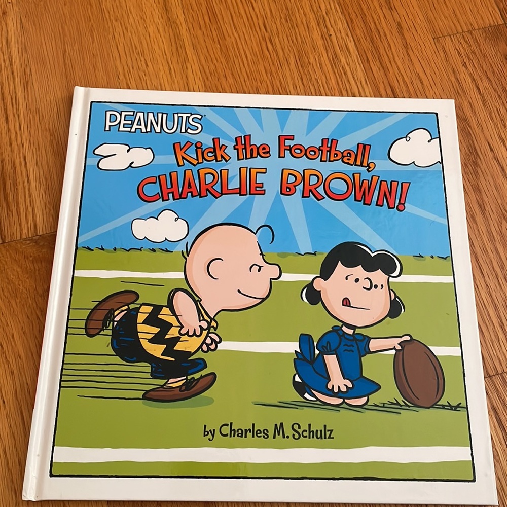 3 Peanuts Books - Picture 9 of 11